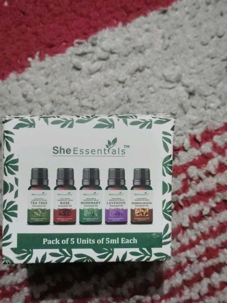She Essentials Oil Set