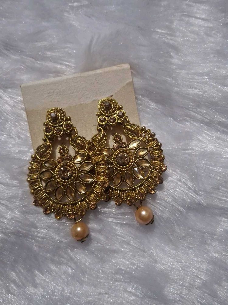 Elegant Gold Earrings