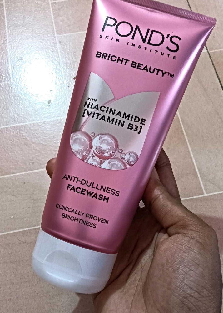 Ponds Bright Beauty facewash