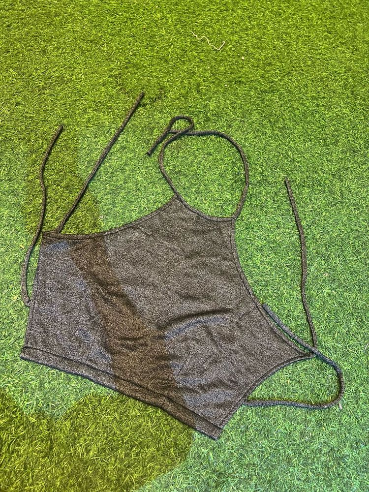 Trendy Gray Tie-Back Top