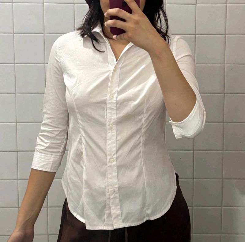 White fitted shirt