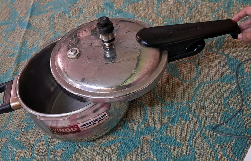 Vinod Splendid Pressure Cooker