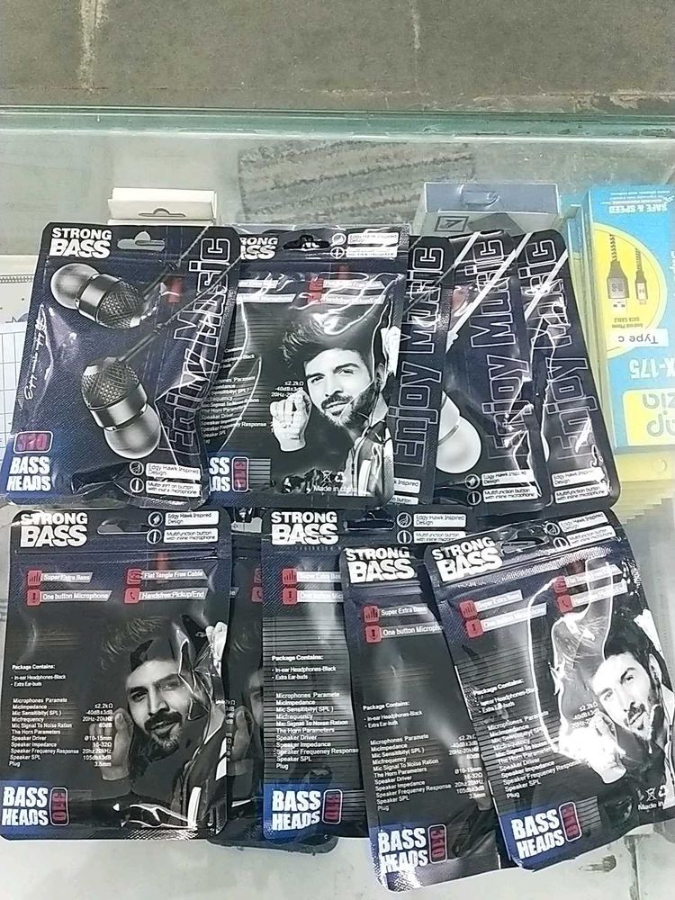 10 Pcs Earphones Combo