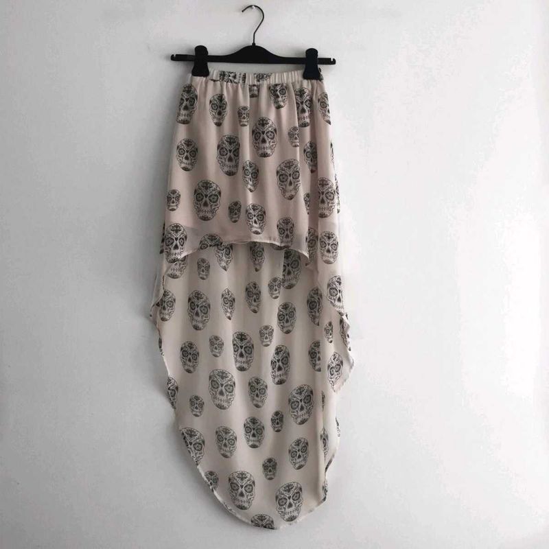 H&amp;M Skull Print High Low Skirt