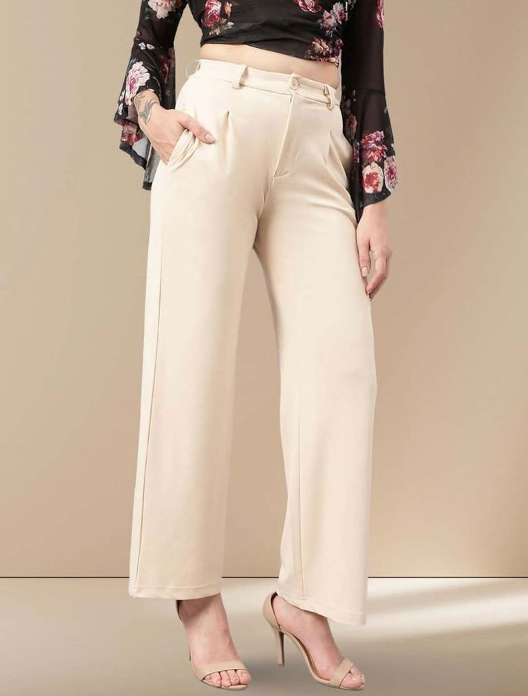 Chic Wide-Leg Beige Trousers 🤍