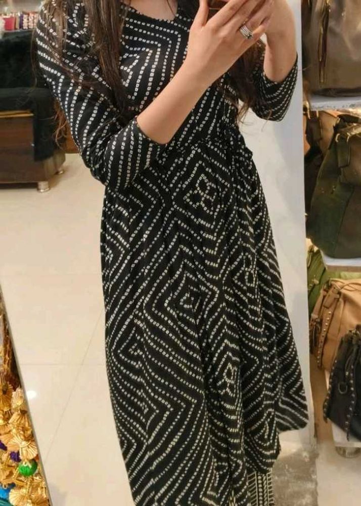 Women New Kurta Set