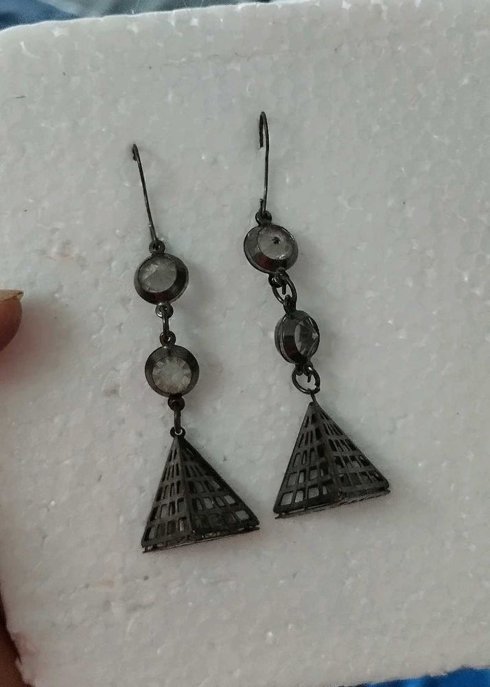 2 Set Of Earing