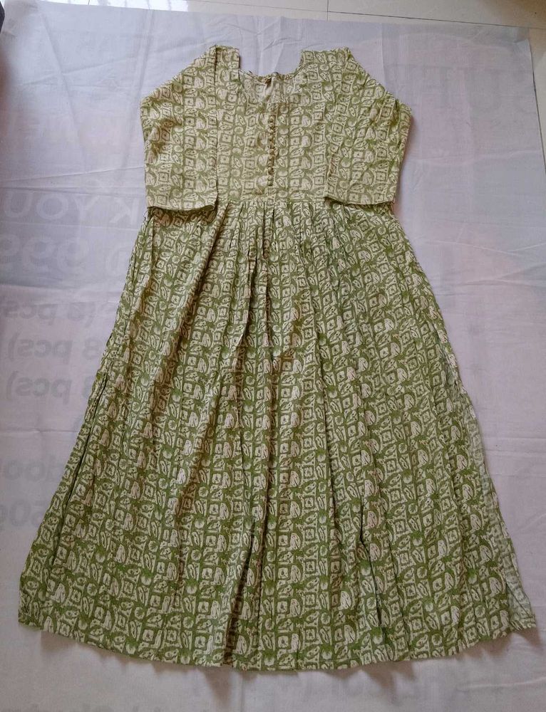 Nayara Cut Kurti