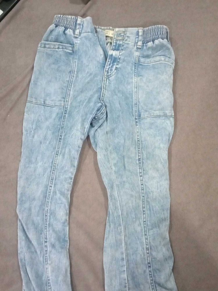 Cute Light Wash Jeans