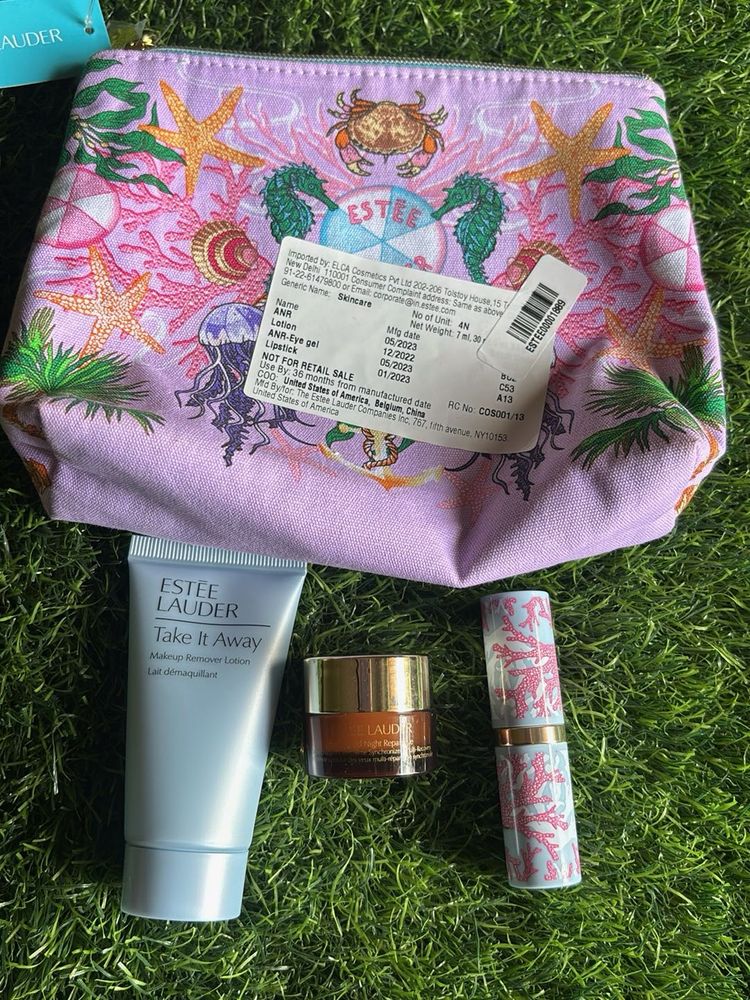 Estee Lauder Travel Set