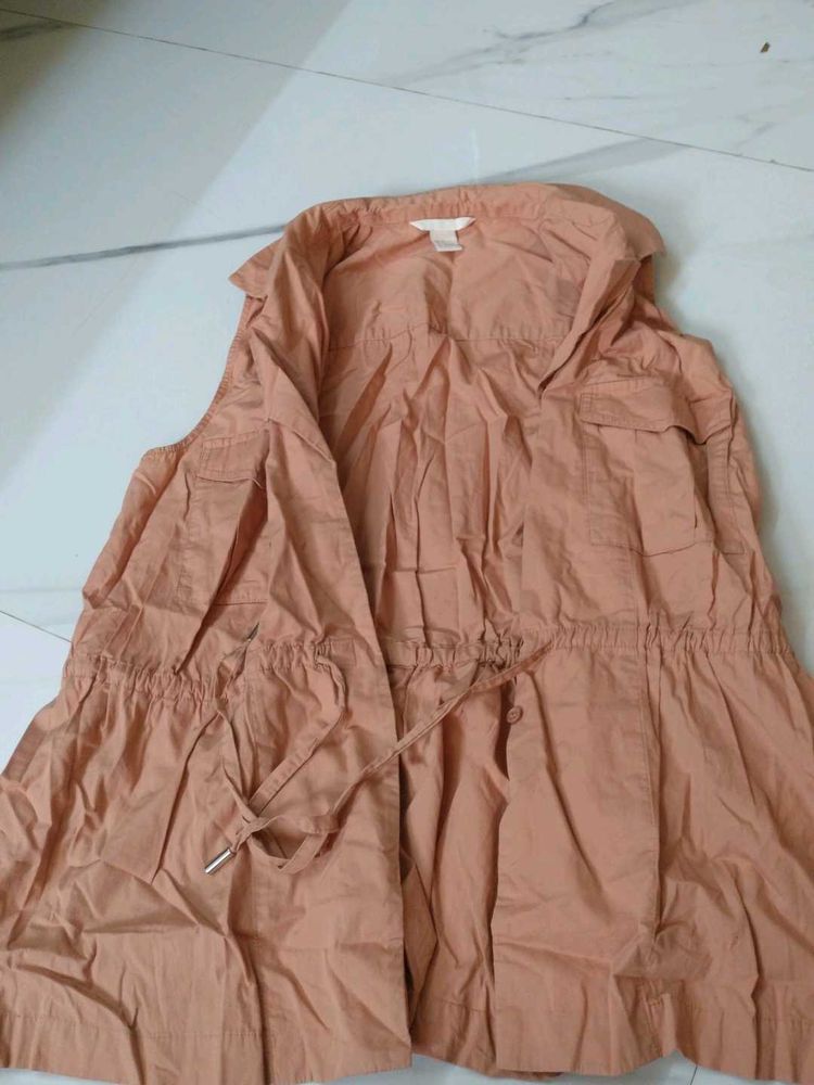 H&amp;M Tan Waistcoat