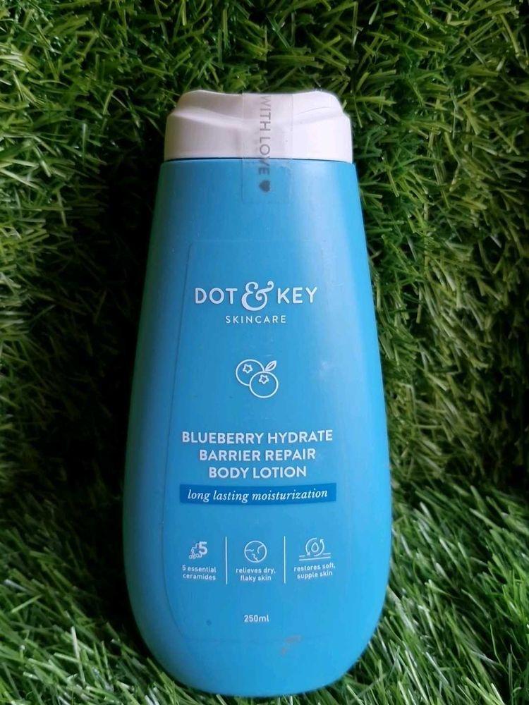Dot &amp; Key Body Lotion