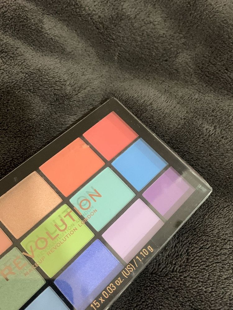 London Eye Makeup