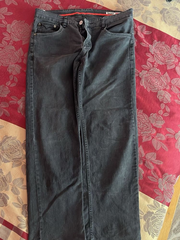 Classic Levi’s Grey Straight Leg Denim Jeans