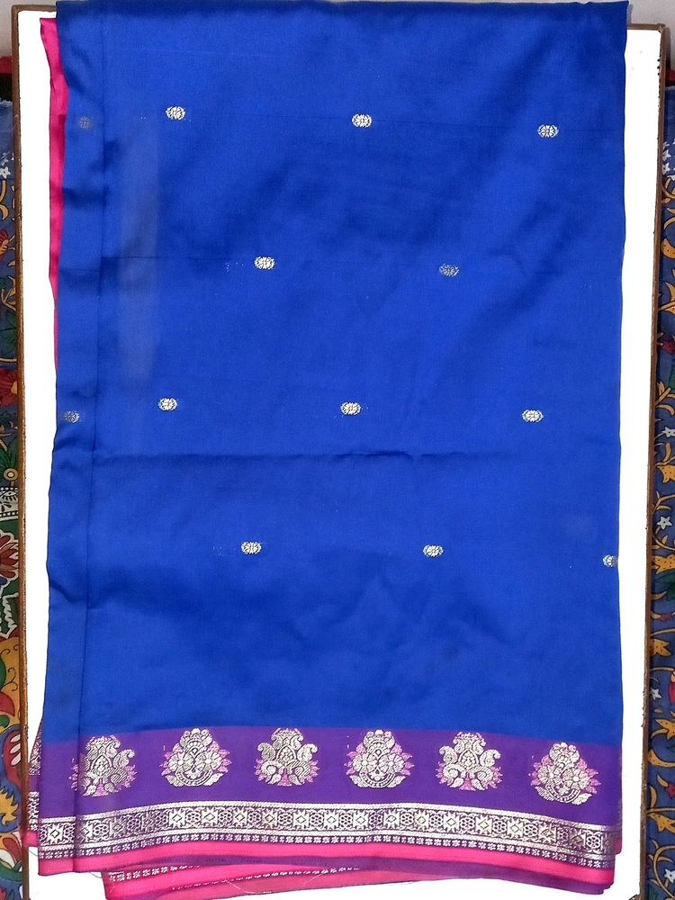 Woman&#39;s Beautiful Saree ❤️