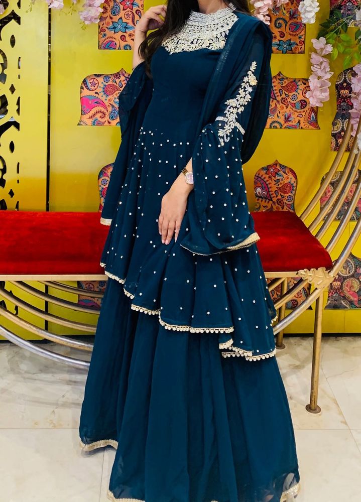 Elegant Teal Kurta And Flared Lehnga
