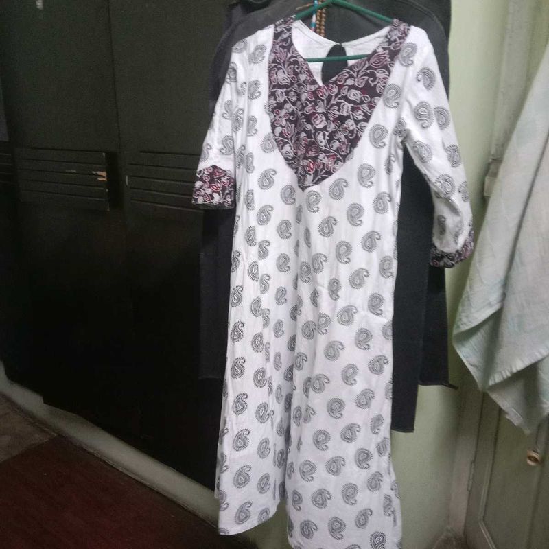 Pure Cotton Aline Kurta With Lining