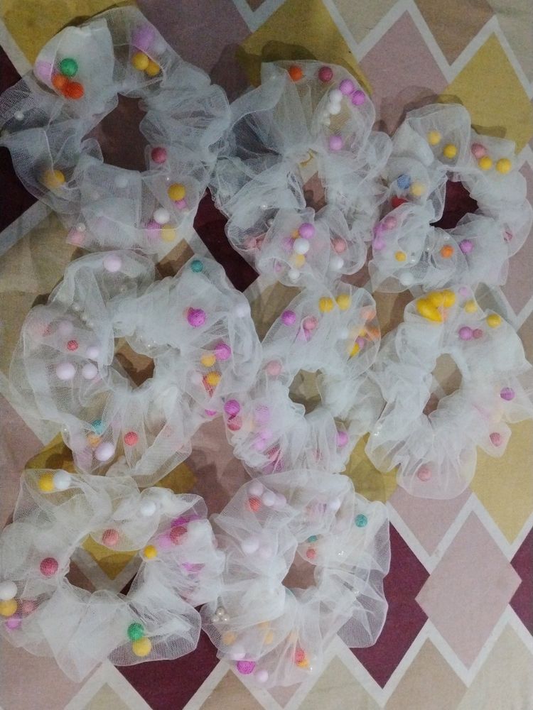 White Net Scrunchie (Pack Of 6)