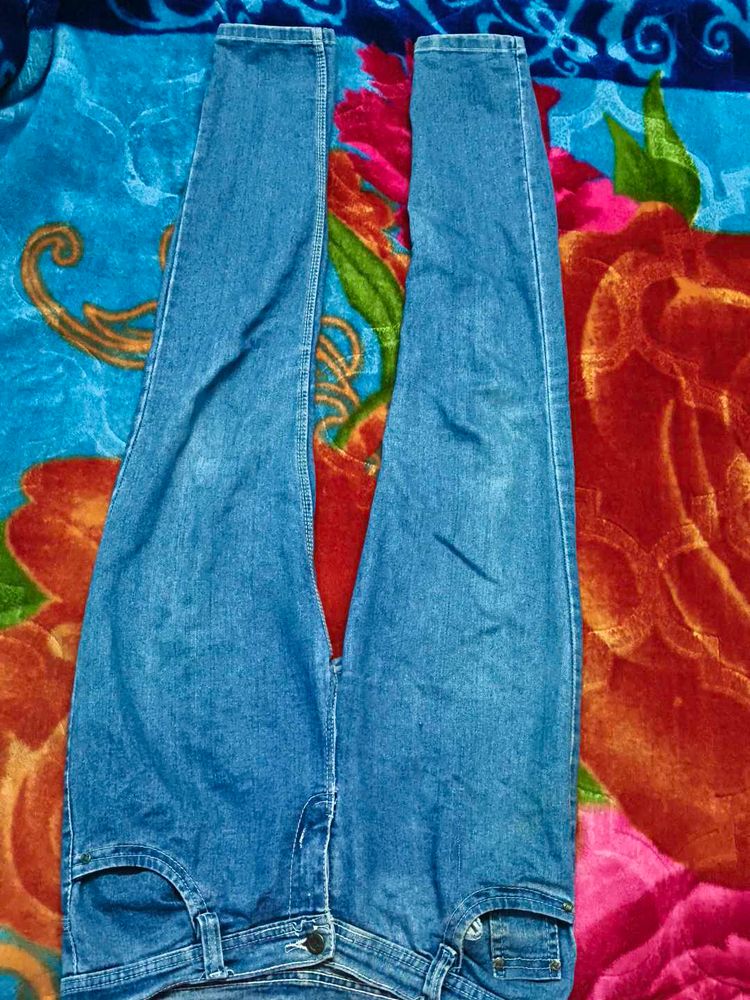 Stylish Blue Denim Jeans