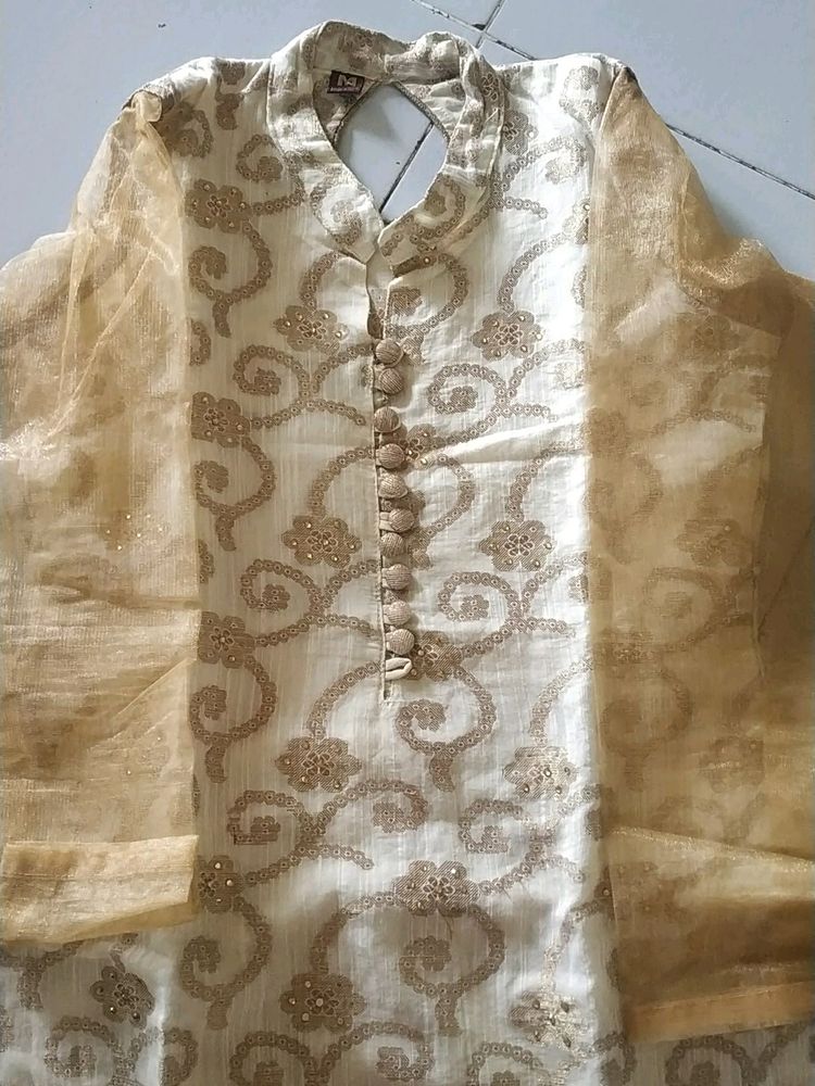 Buy One Pair Of Kurtii Leggis... Get 1⃣ Kurti Free