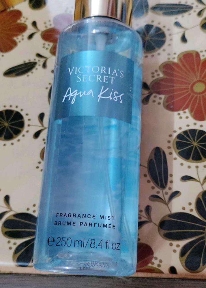 Victoria Secret Aqua Kiss Body Mist