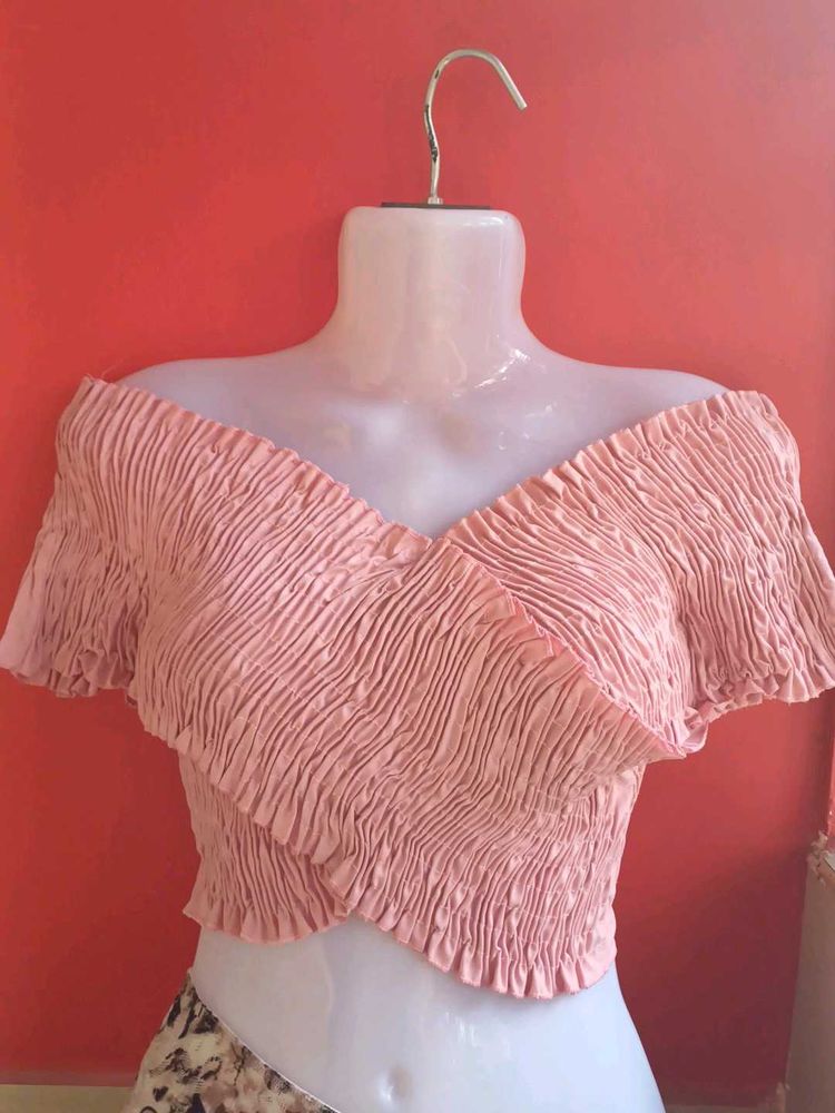 Peach Off-Shoulder Crop Top stretchable