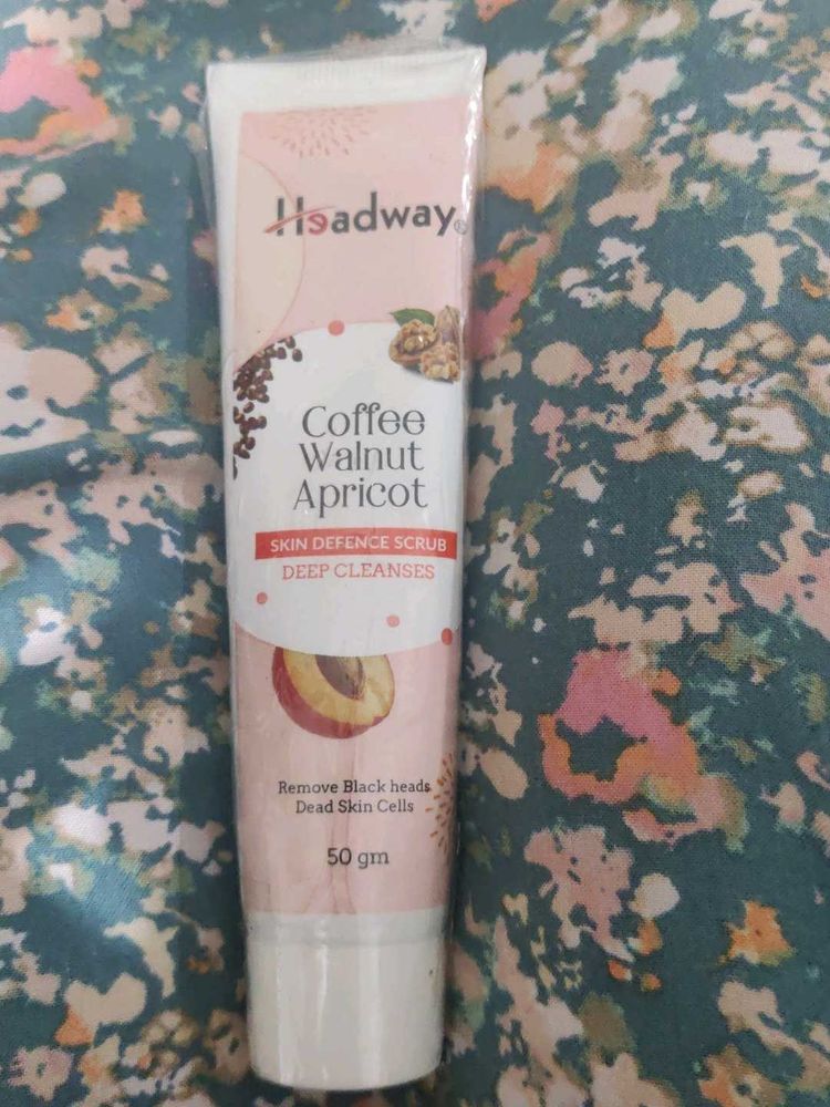 Coffee Walnut Apricot Skin Defence Scrub