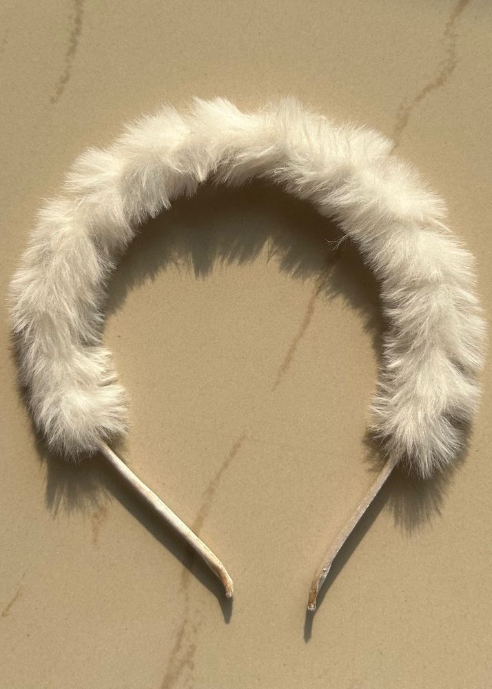 Fur hairband