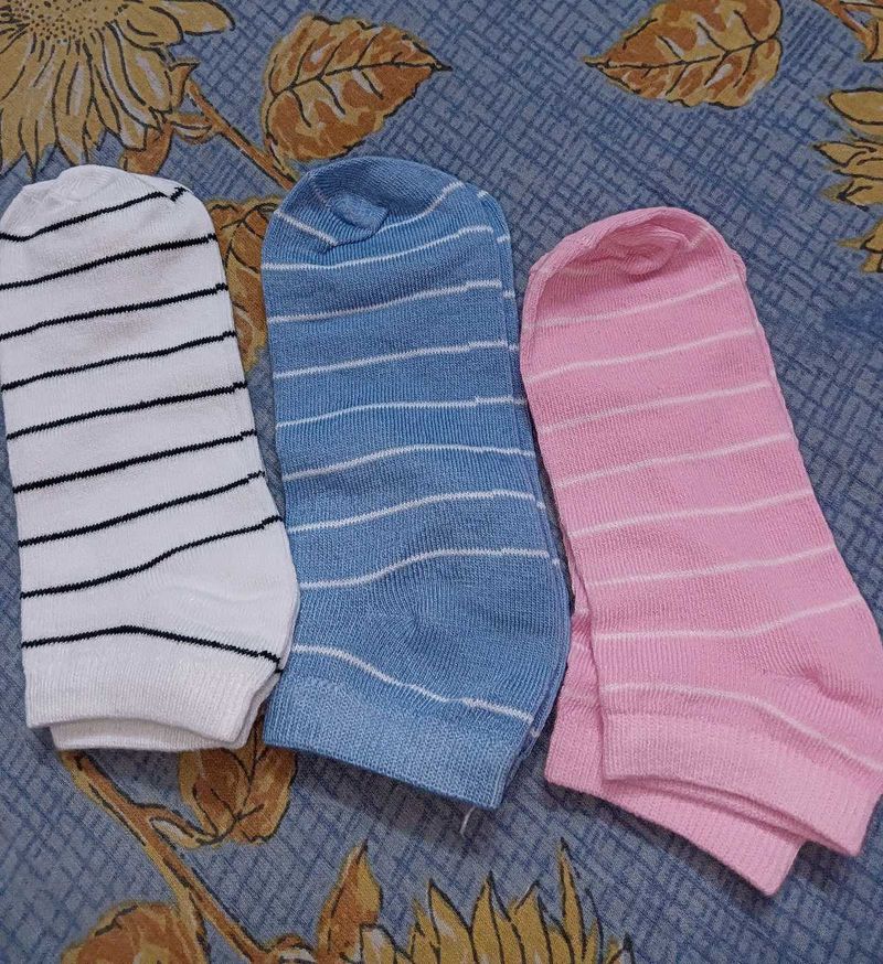 Pack Of Three Ankle Length Socks