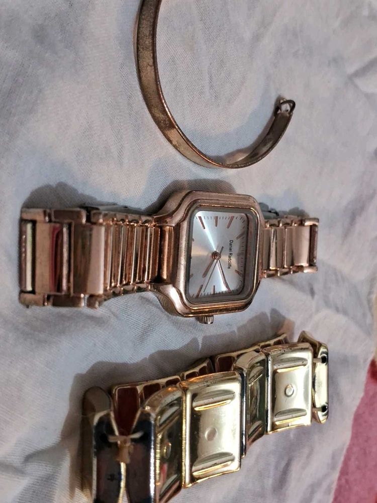 Elegant Women's Watch stack