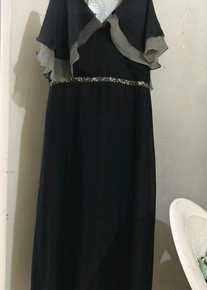 black gown dress forgot brand it&#39;s from myntra