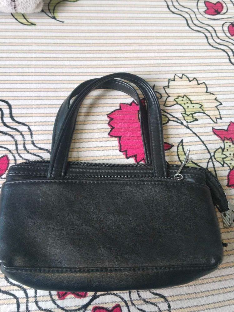 A Hand Purse