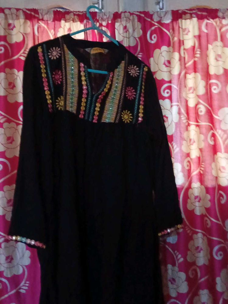 Embroidered Black Kurti