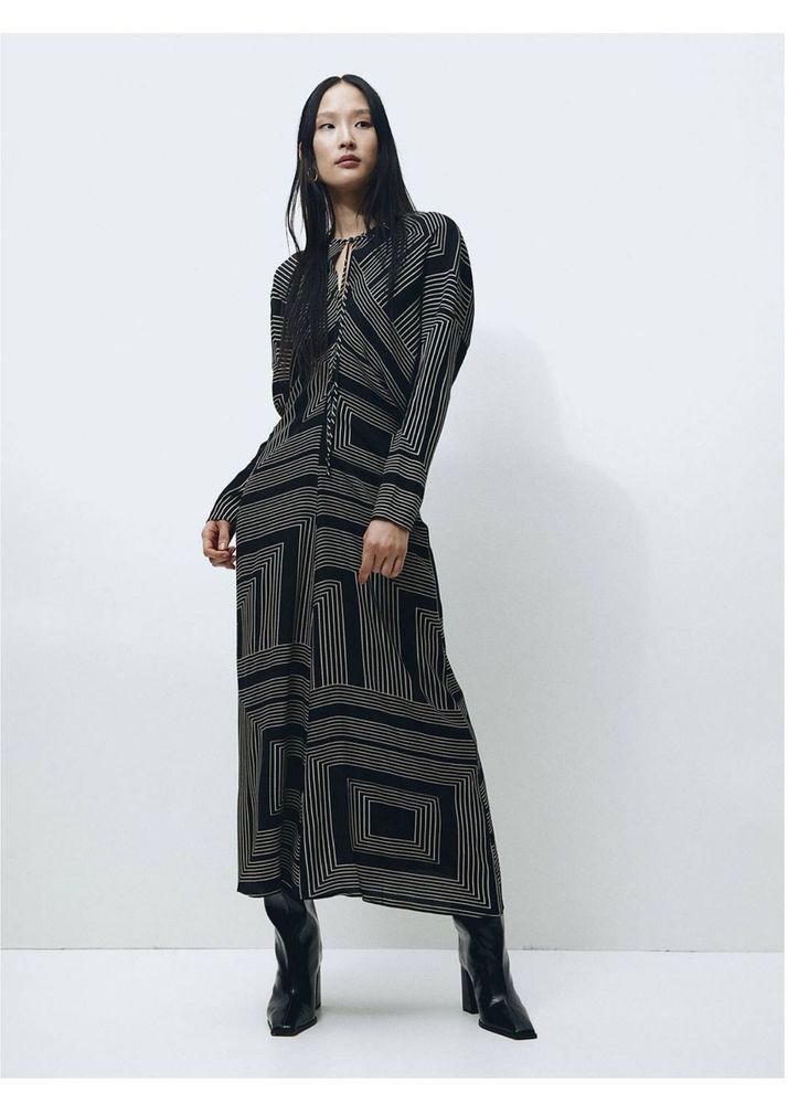 H&amp;M Tapered-Waist Dress