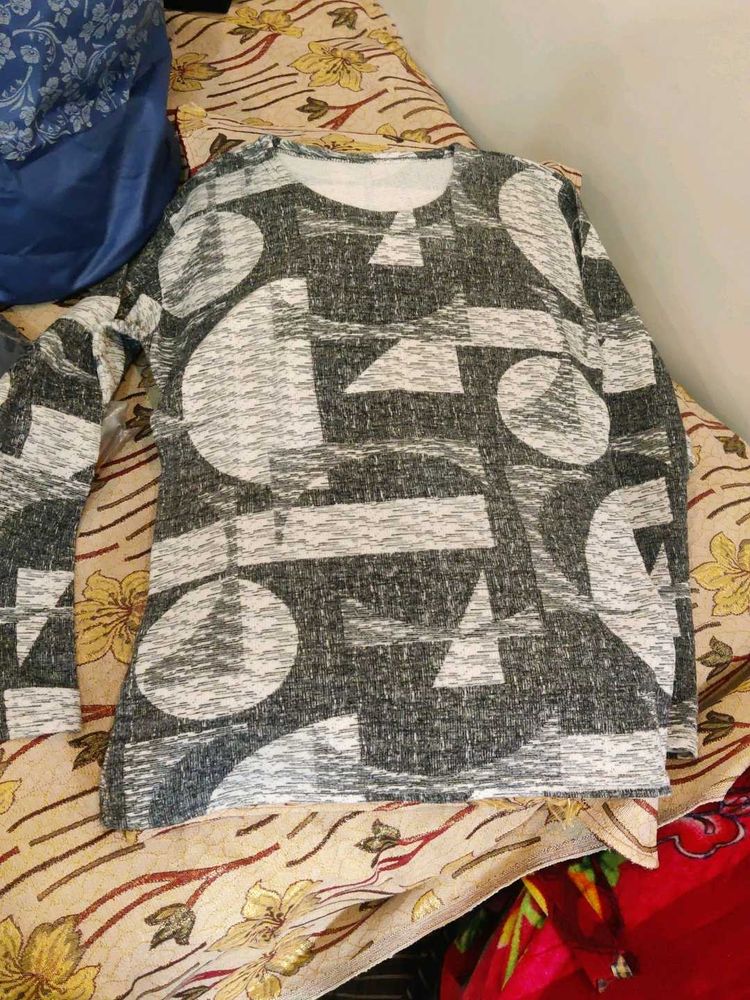 Abstract Pattern Long Sleeve Top