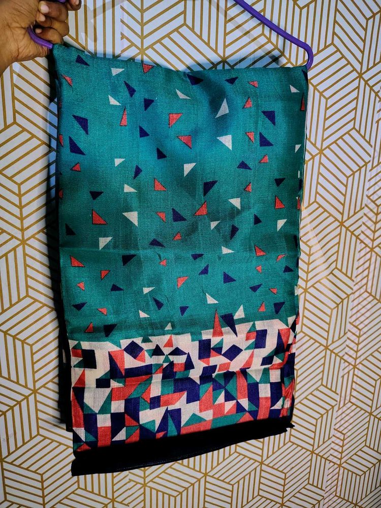 Geometric Print  Saree