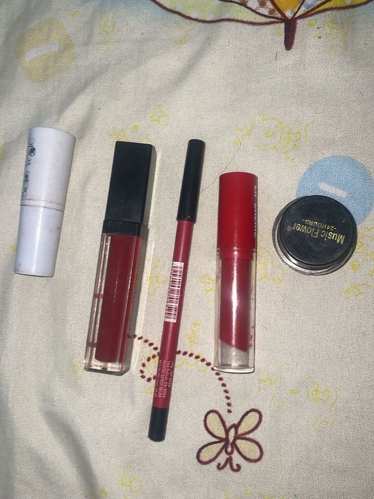 Red Makeup Bundle
