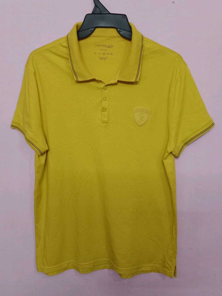 CALVIN KLEIN Men&#39;s Yellow Tshirt