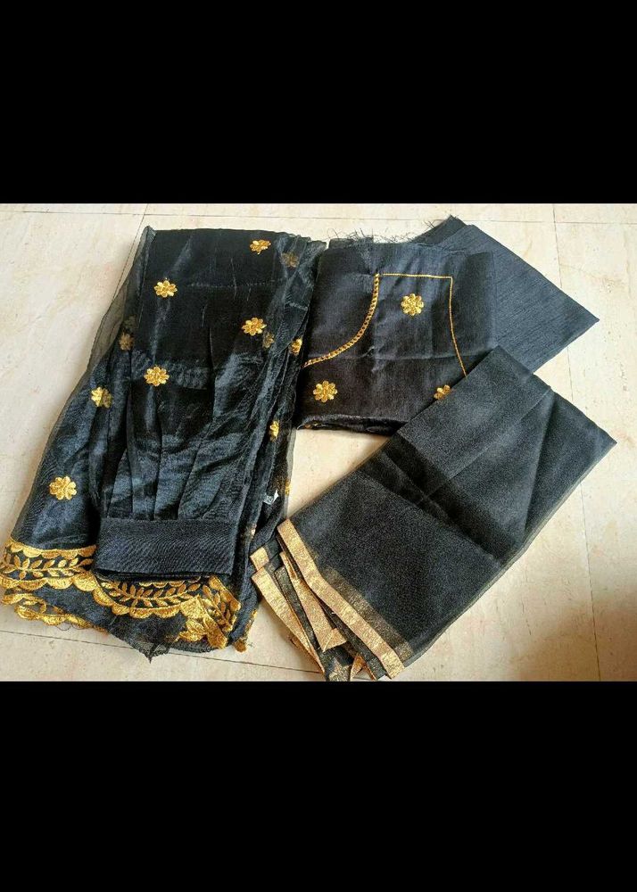 Embroidered Semi-stitched Lehenga Set