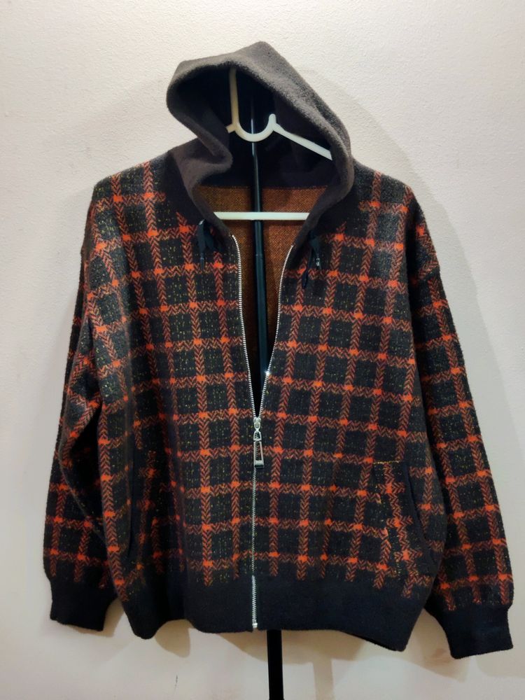 premium mens plaid tartan hooded jacket.(imported)