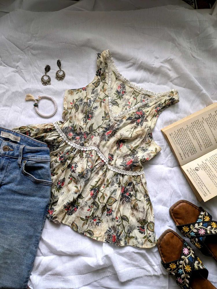 Aesthetic Indie Kurti