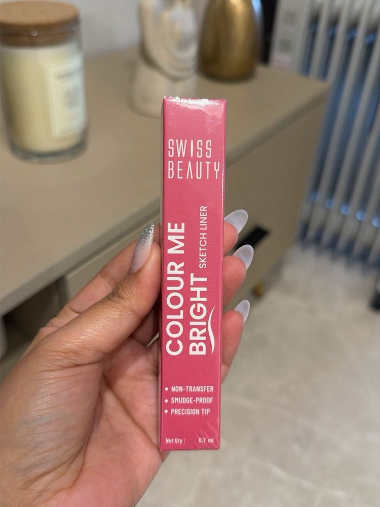 Liner -220 per piece/Pink colour/ 1 piece