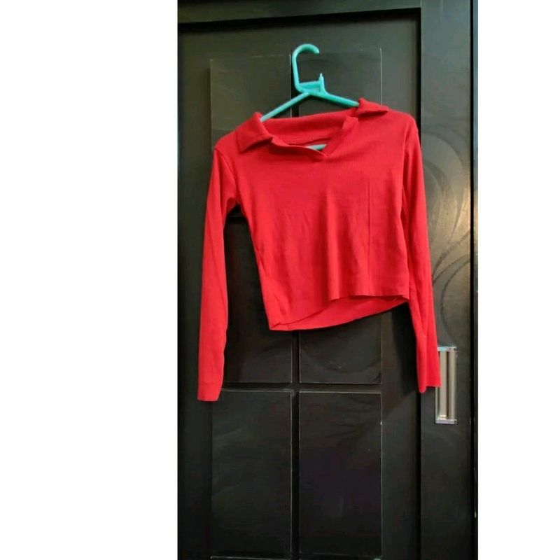 Full sleeves collar crop top V neck