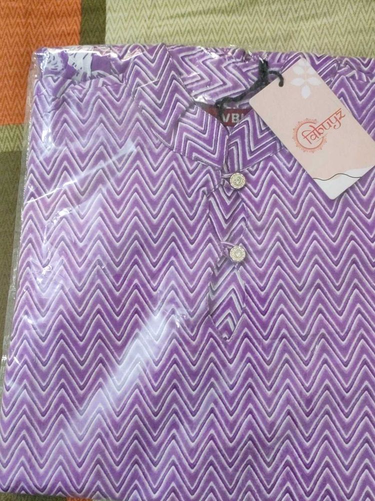 Beautiful Printed Sleeveless Short Kurti