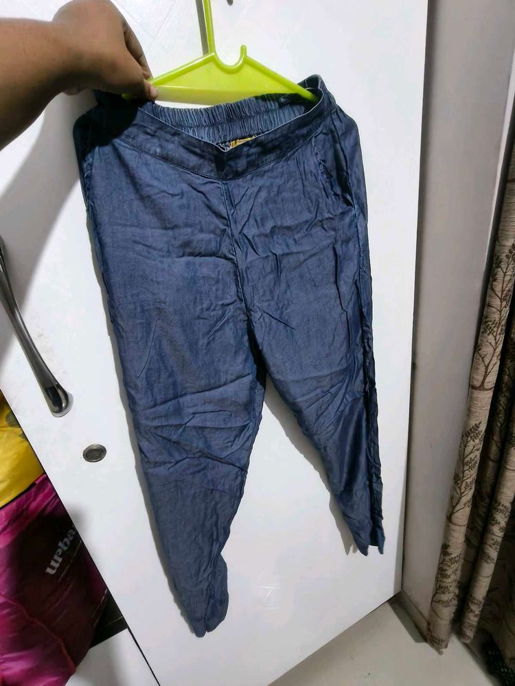 Blue Denim Looking Cotton Pants SIZE 28