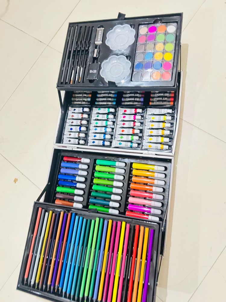 145 Piece Art and Craft Painting Kit with Storage