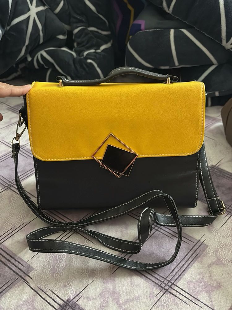 Women Stylish Sling Bag