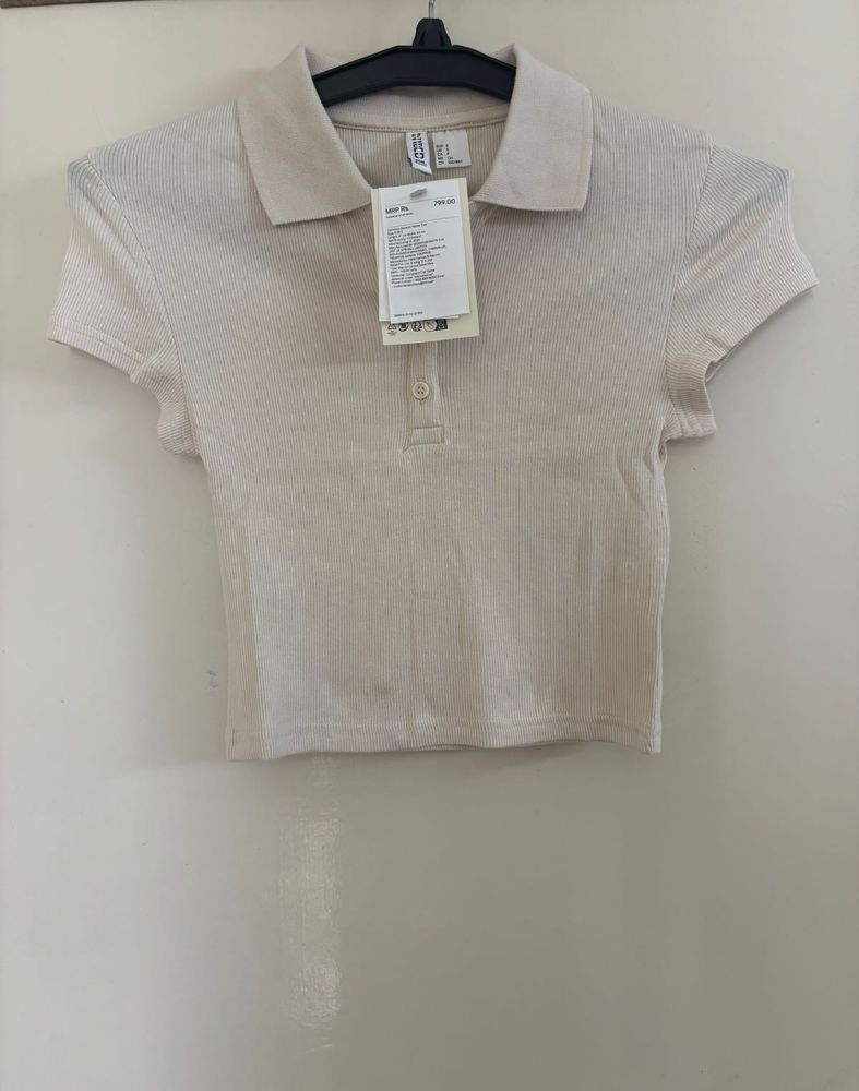 H&amp;M RIBBED POLO TSHIRT