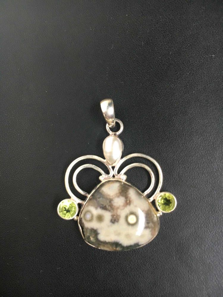 92.5 Agate Pendant Pearl And Peridot