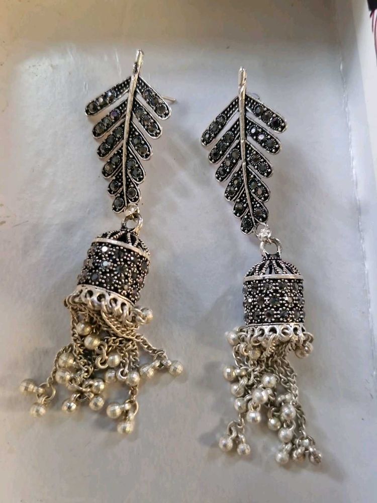 Leaf Jhumka Earrings